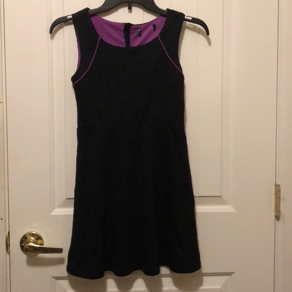 Disney Other - Like new Disney Descendants dress size 10/12